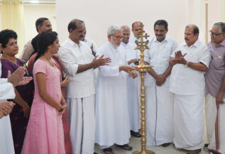 Inauguration of Service Centre at Aruvithura