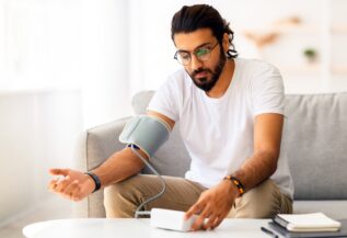 ഉയർന്ന രക്തസമ്മർദ്ദത്തെ നിയന്ത്രണത്തിലാക്കണം